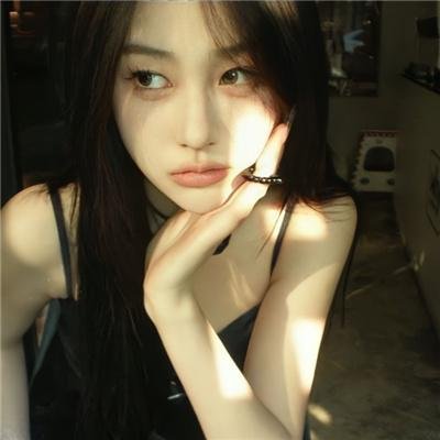 爱长颈鹿的女人